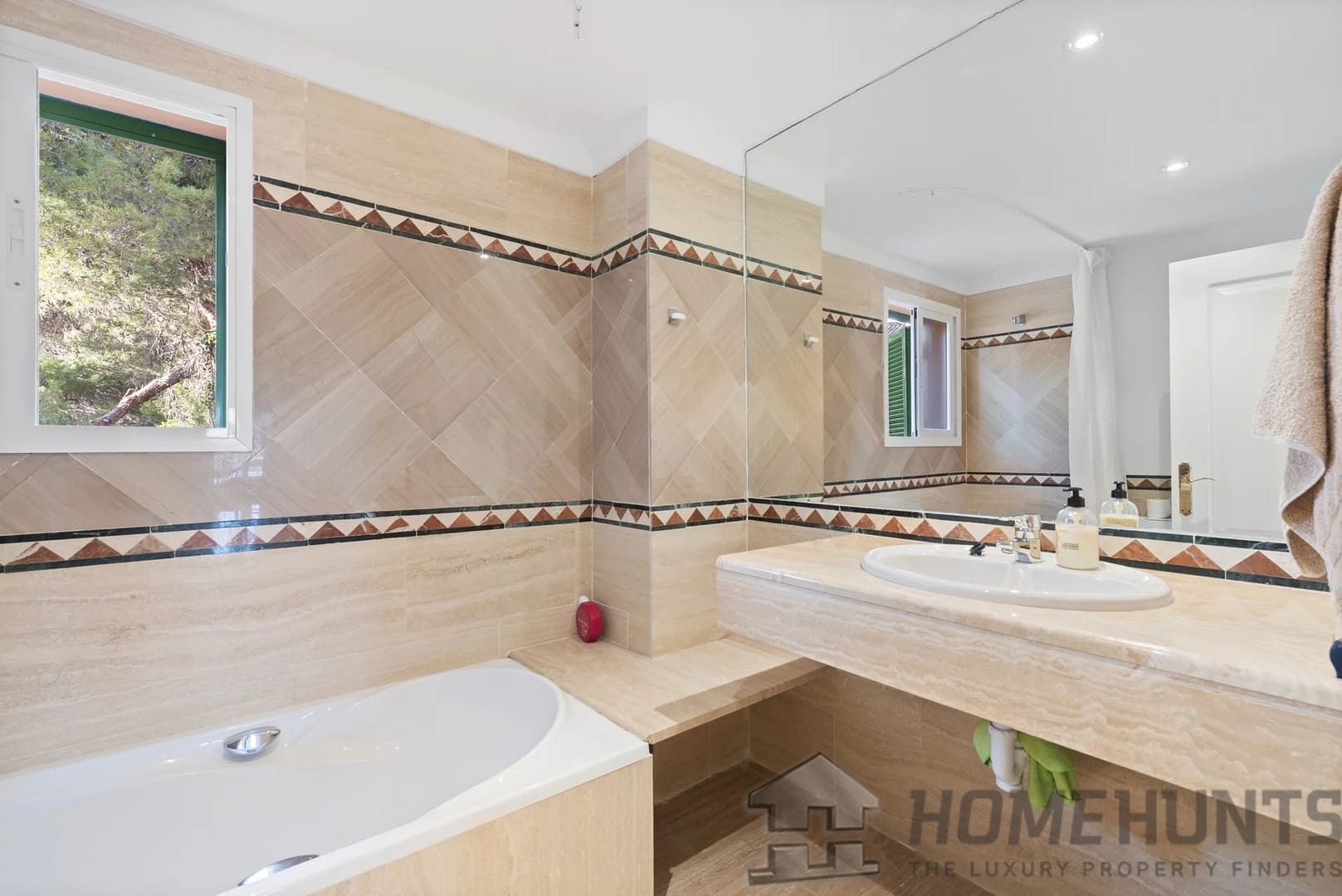 property_HH-15989478-12