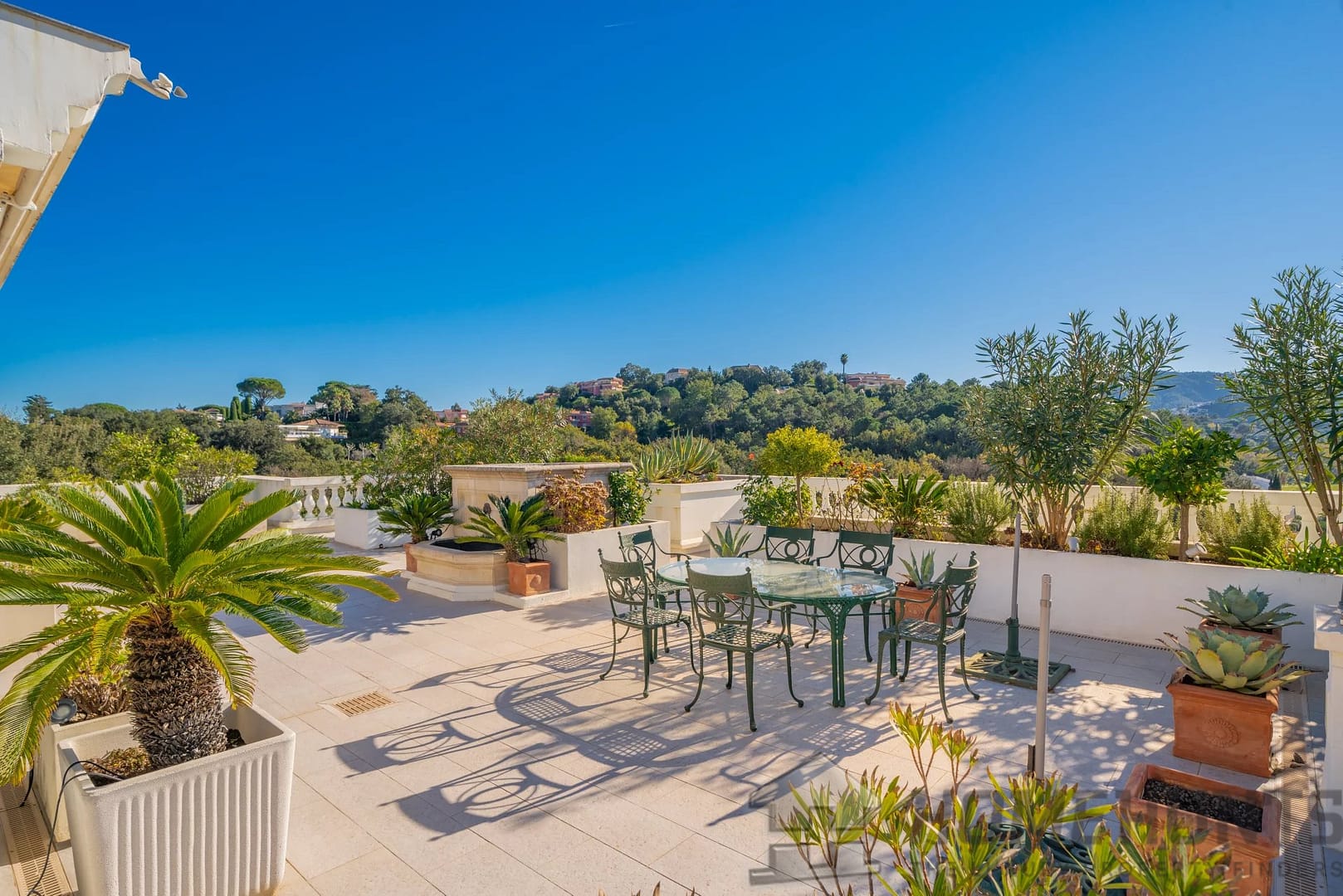 property_HH-15605585-23