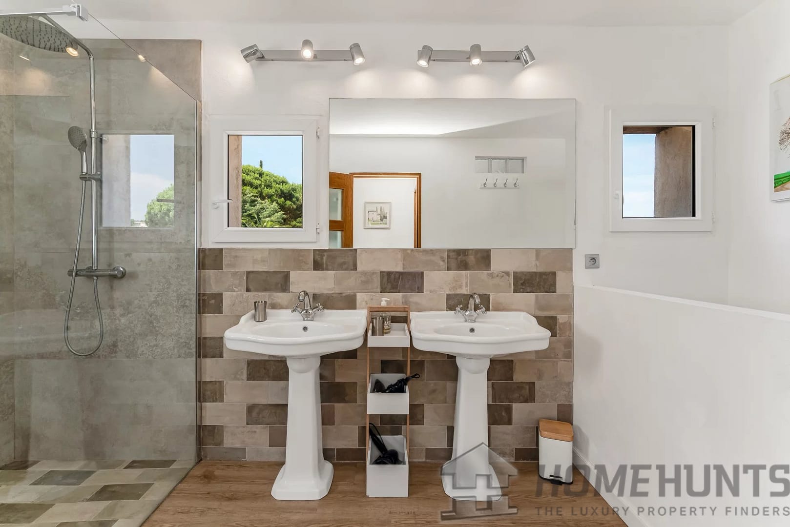 property_HH-15861817-24