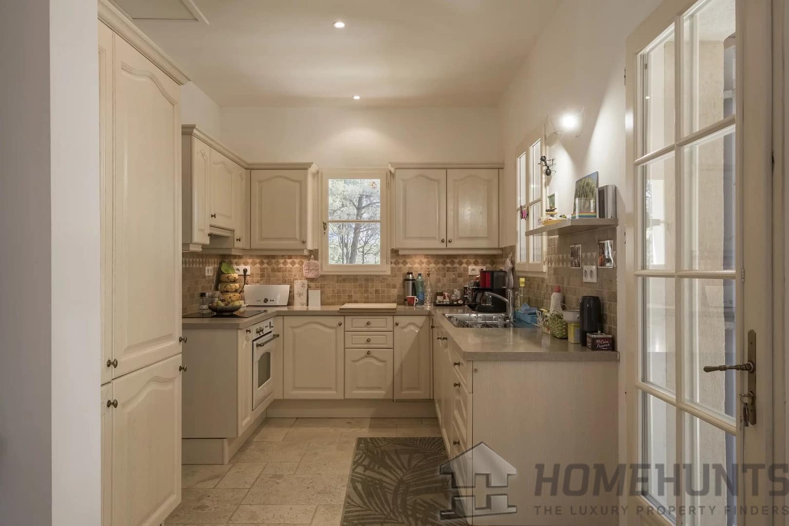 property_HH-15092215-10