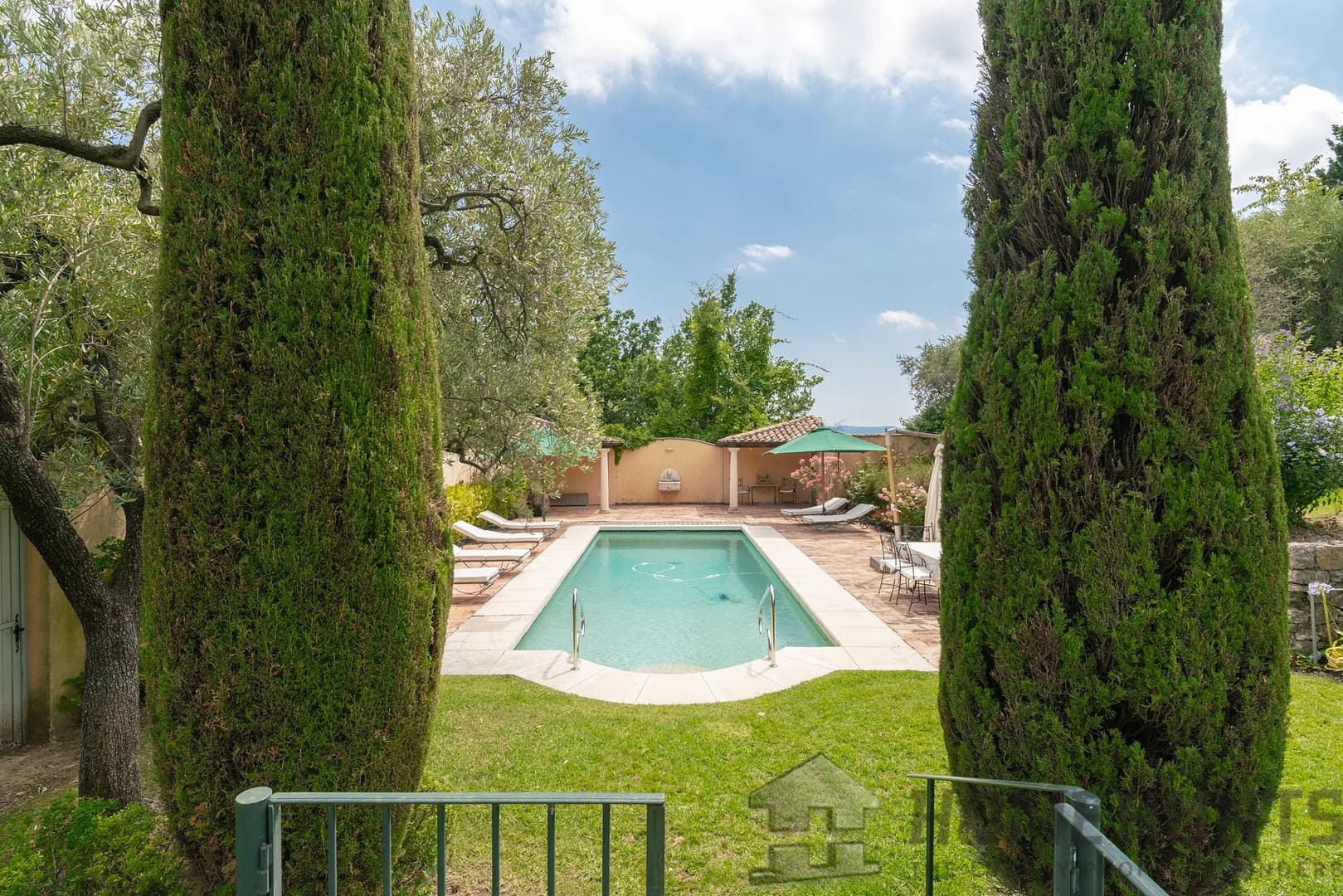 property_HH-15816511-10