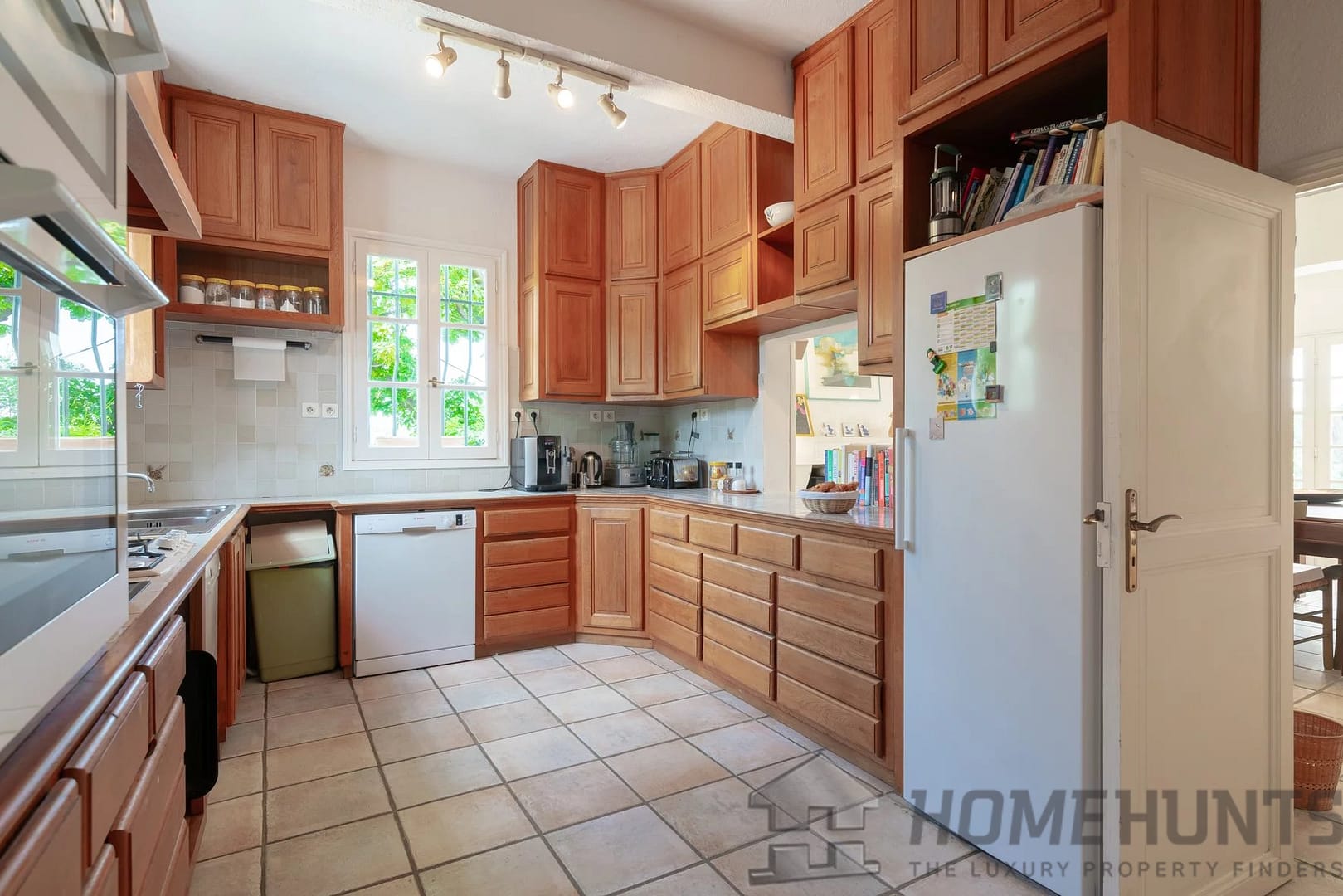 property_HH-15816511-18