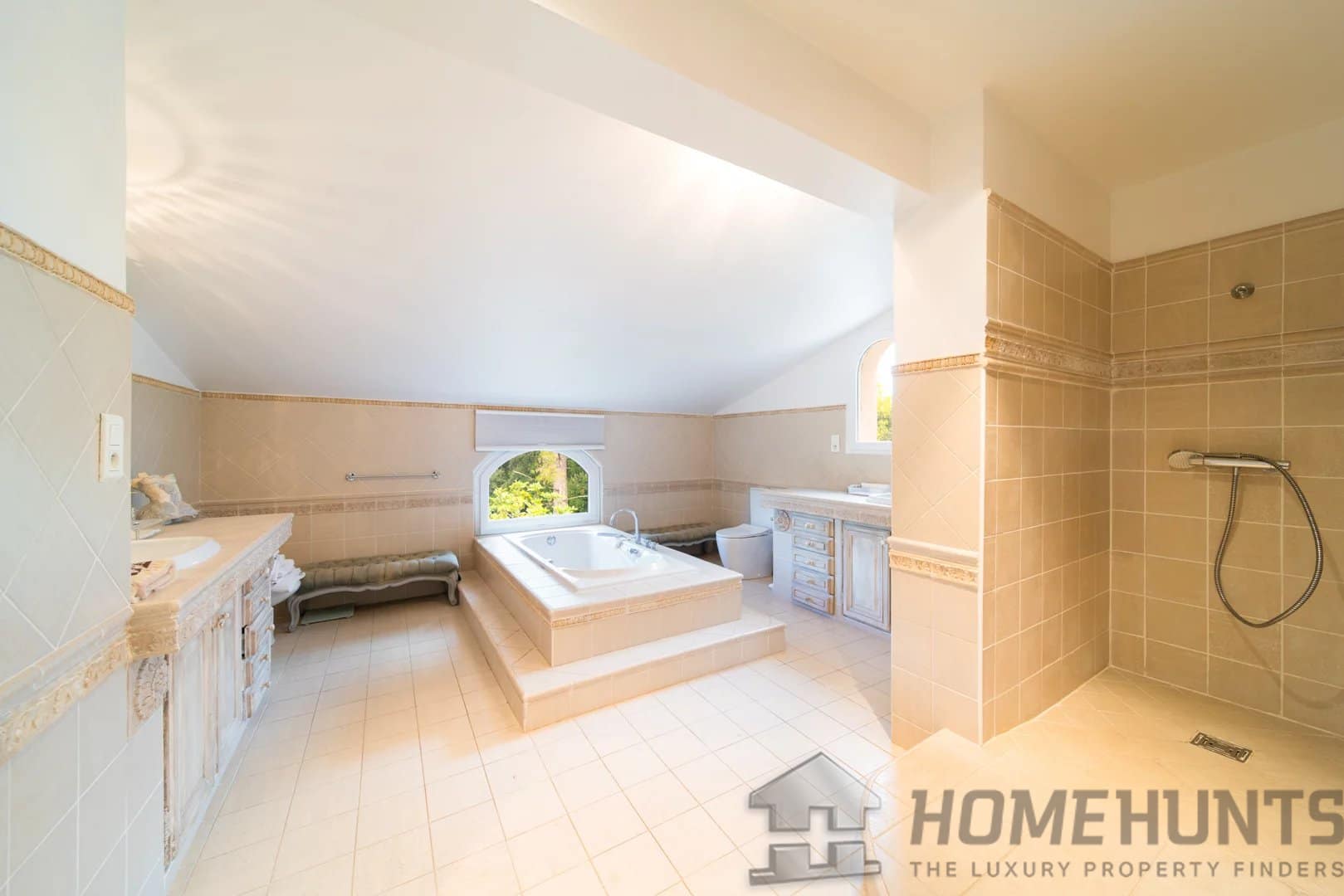 property_HH-15977919-9