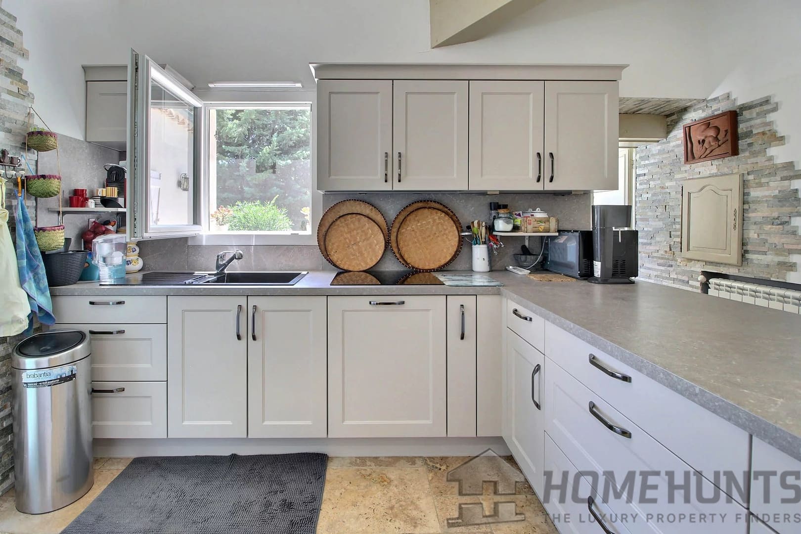 property_HH-15056944-11