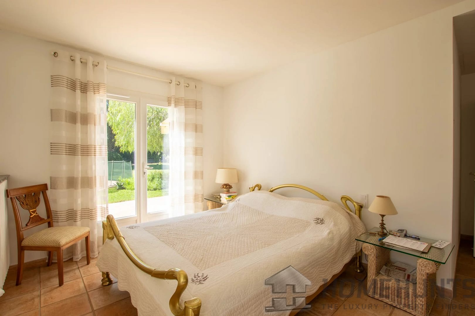 property_HH-15082810-11