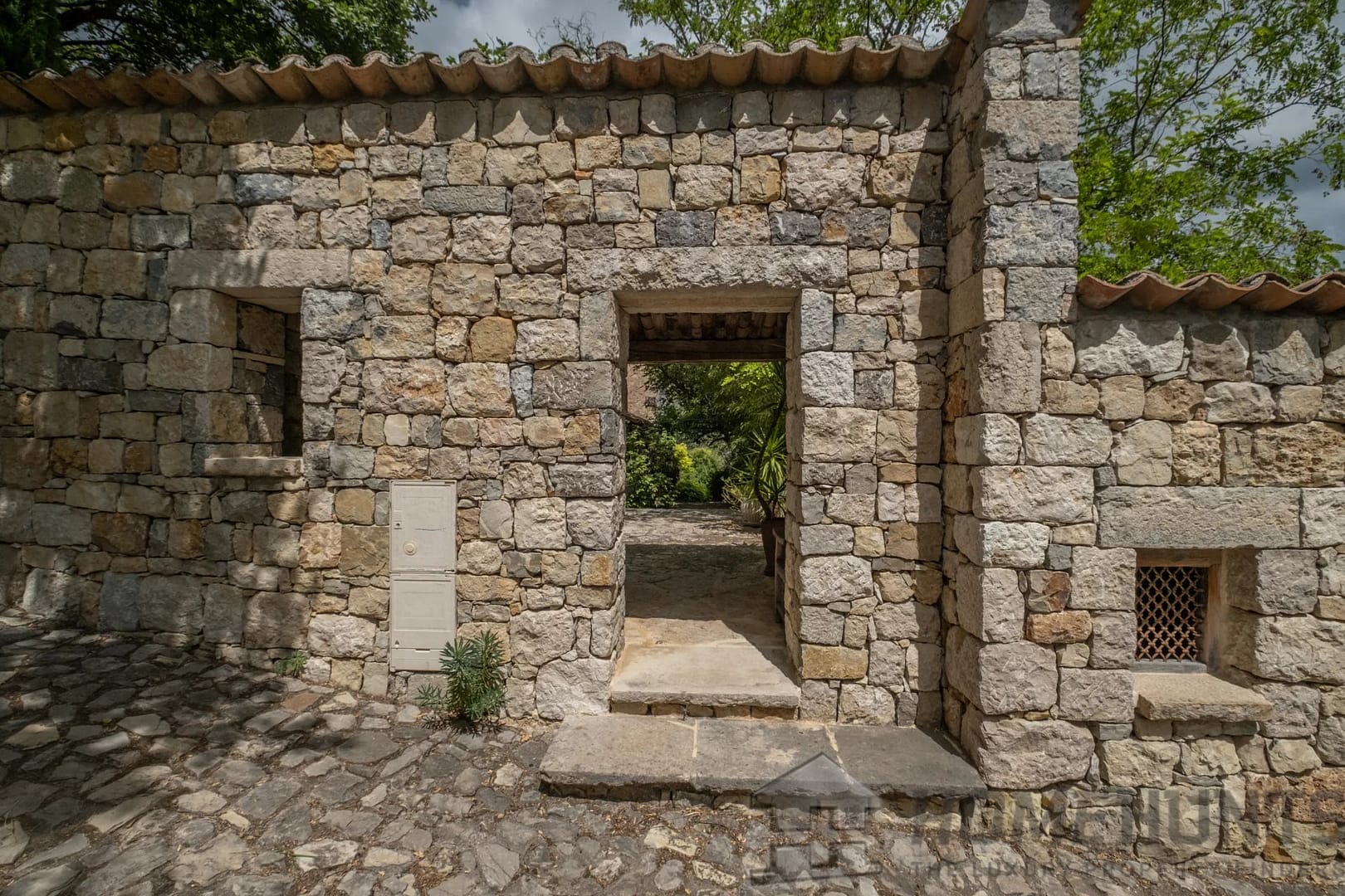 property_HH-15433544-23