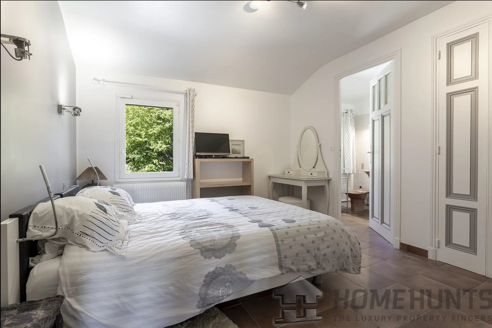 property_HH-15437199-11