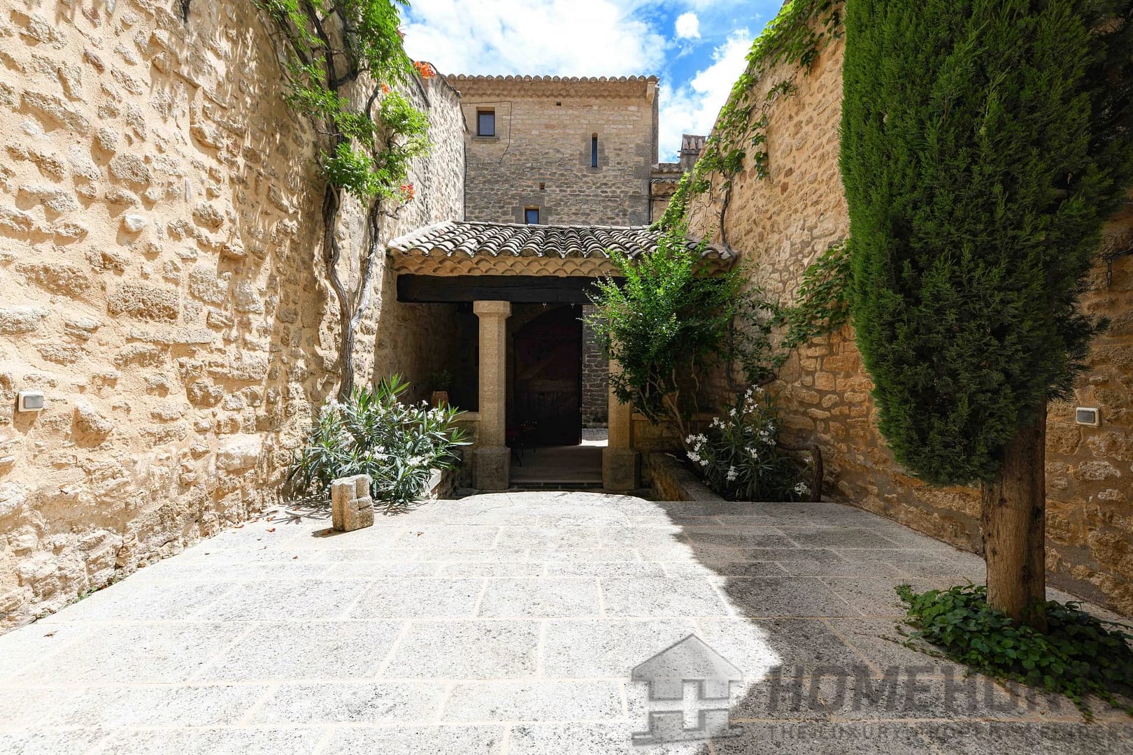 property_HH-15432598-14