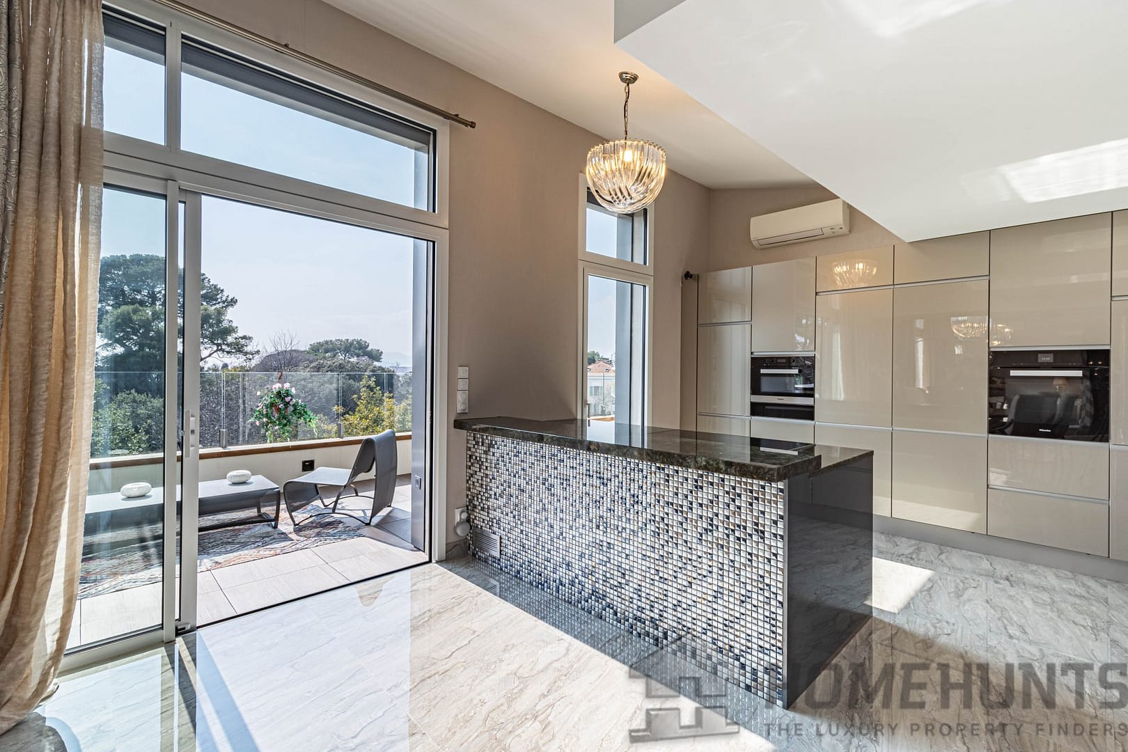 property_HH-14441195-5