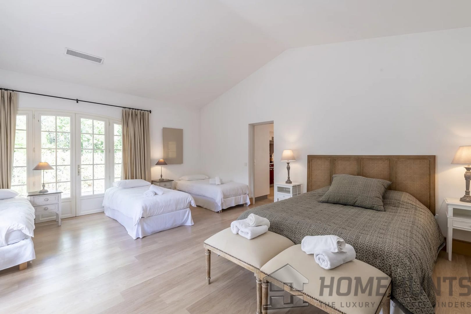 property_HH-15731549-28