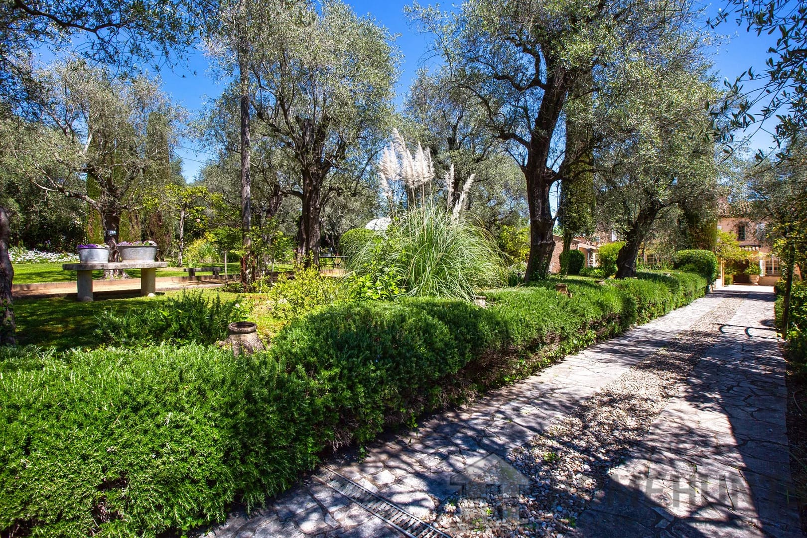 property_HH-15820231-10