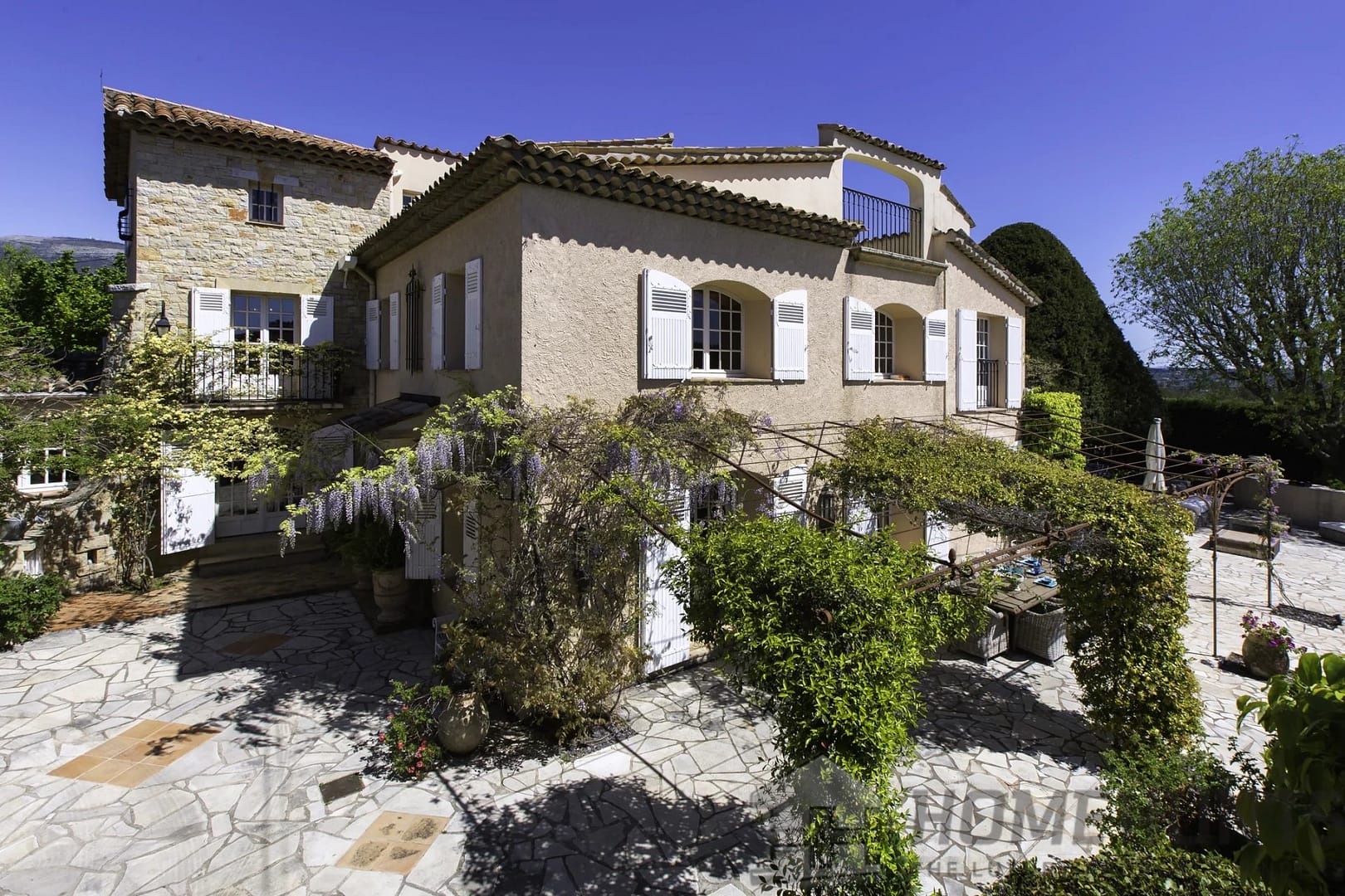 property_HH-15820231-12