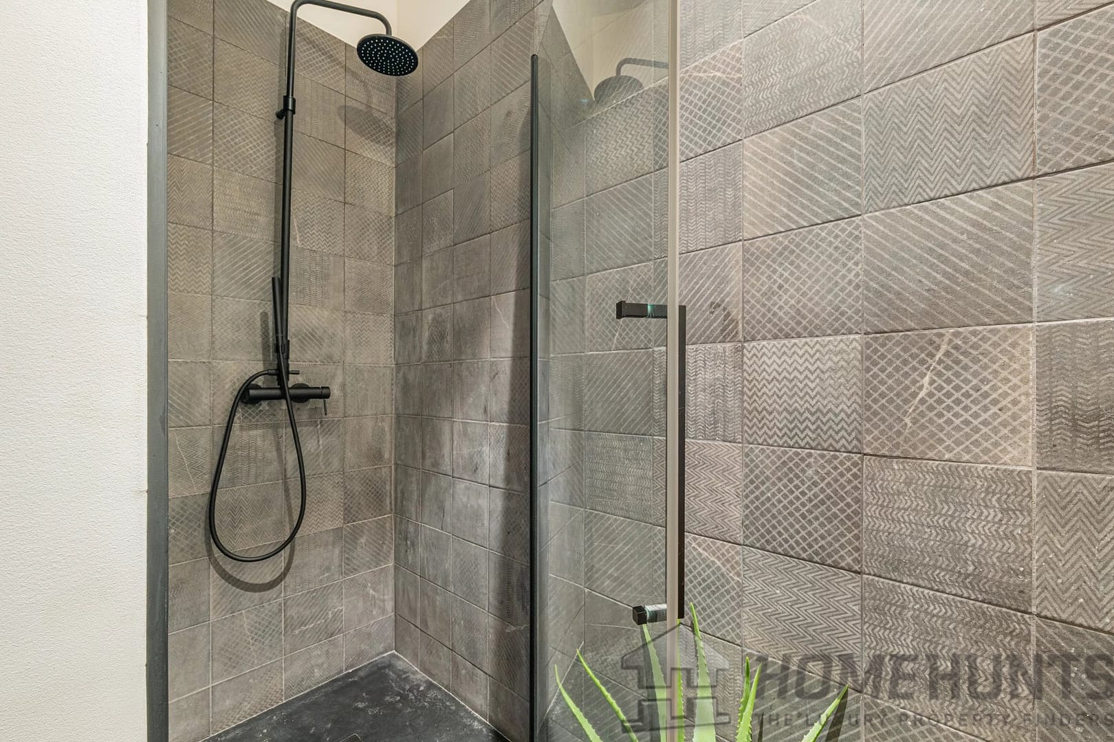 property_HH-15851458-19