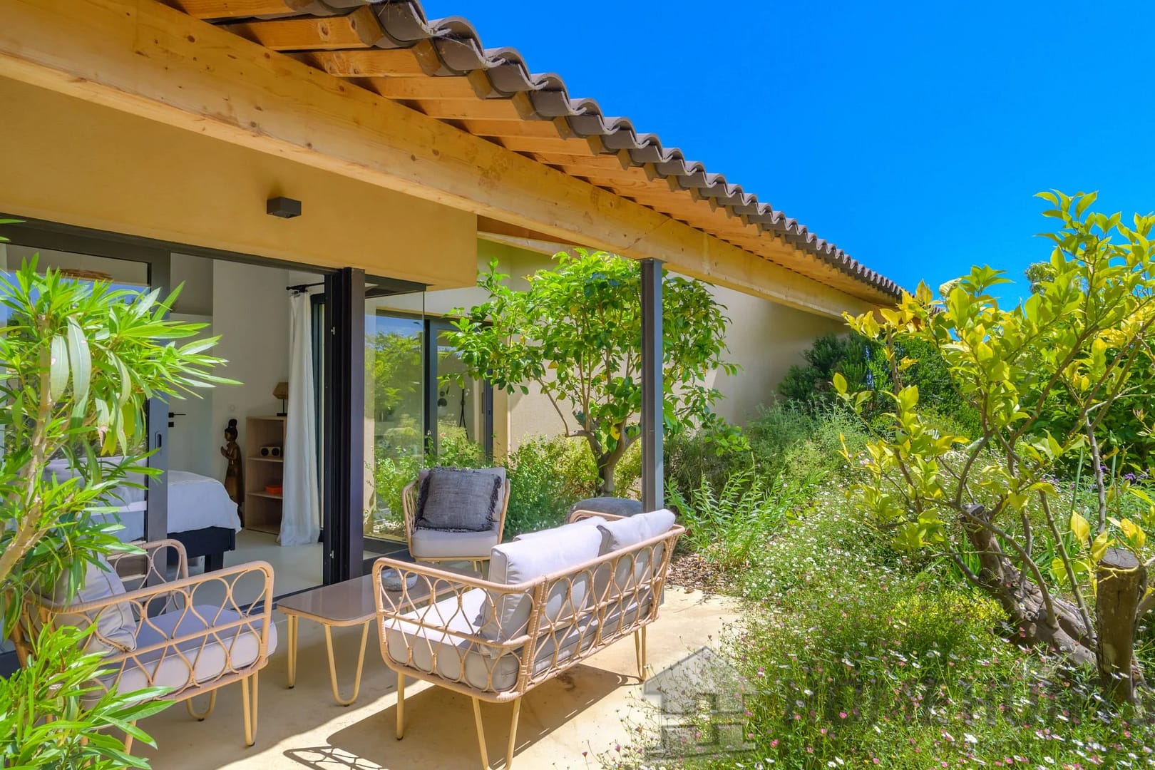 property_HH-15869046-21