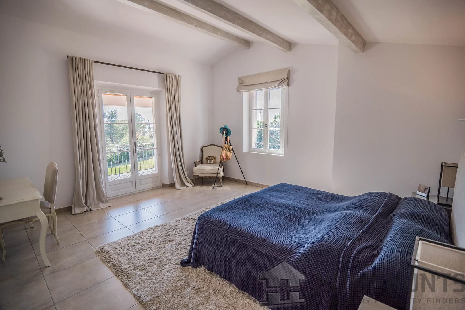 property_HH-15862925-12