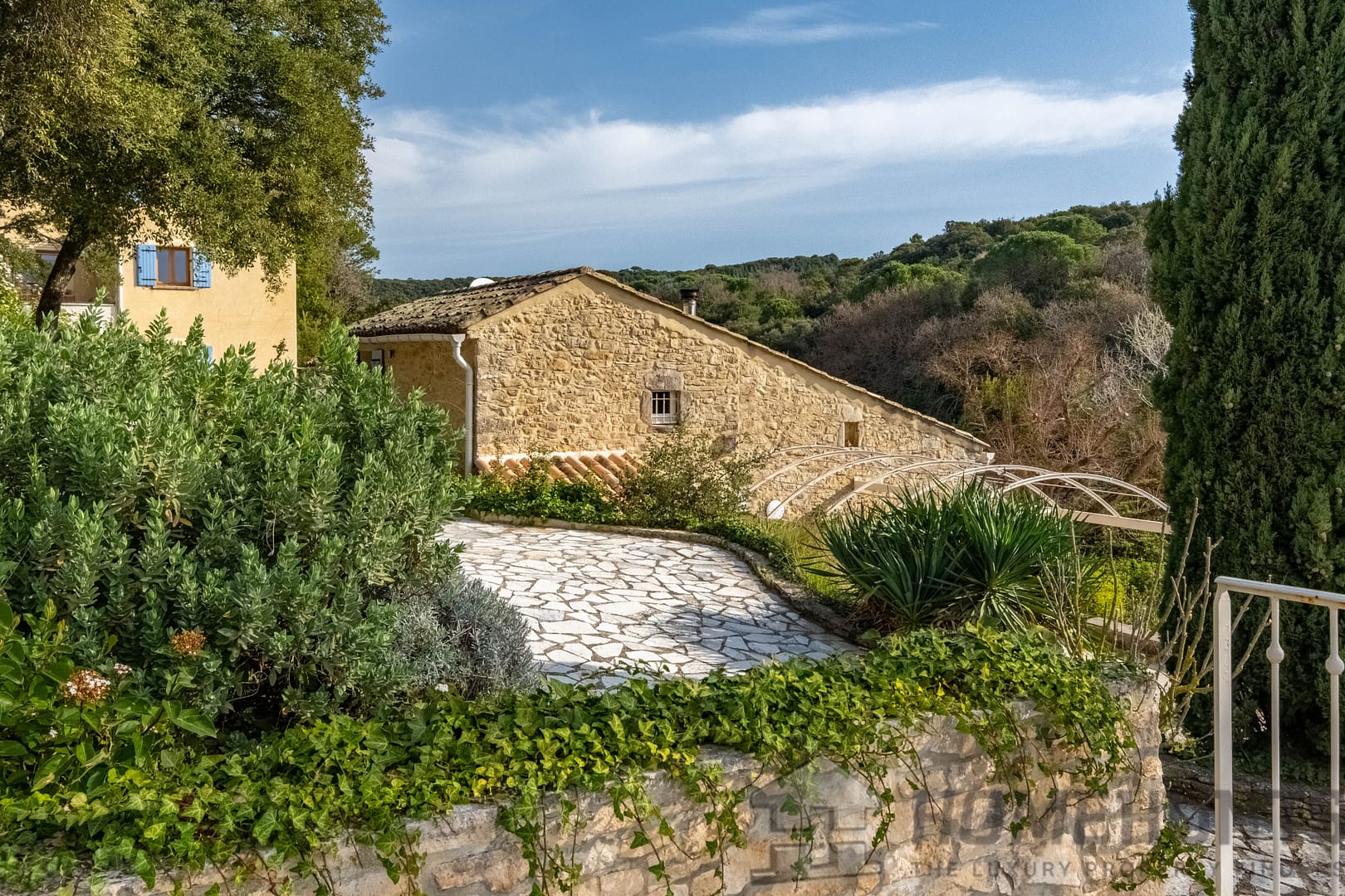 property_HH-15877162-8