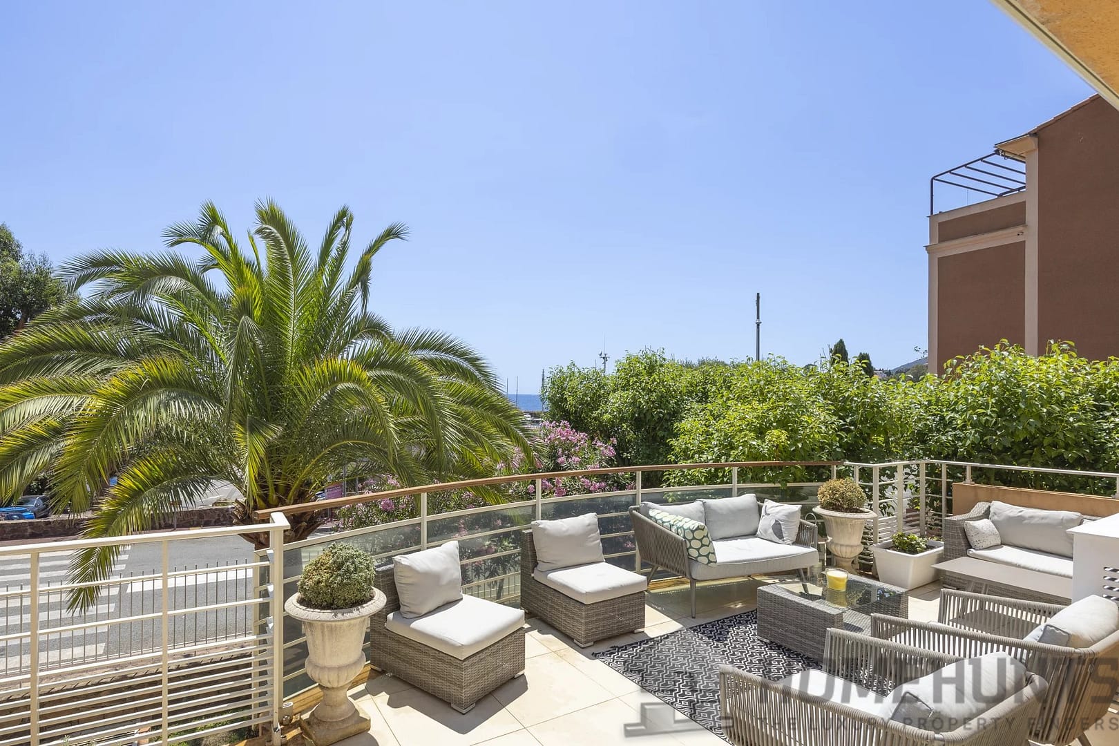 property_HH-15887084-10