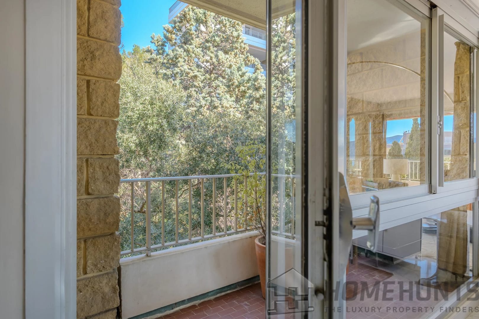 property_HH-15834860-21