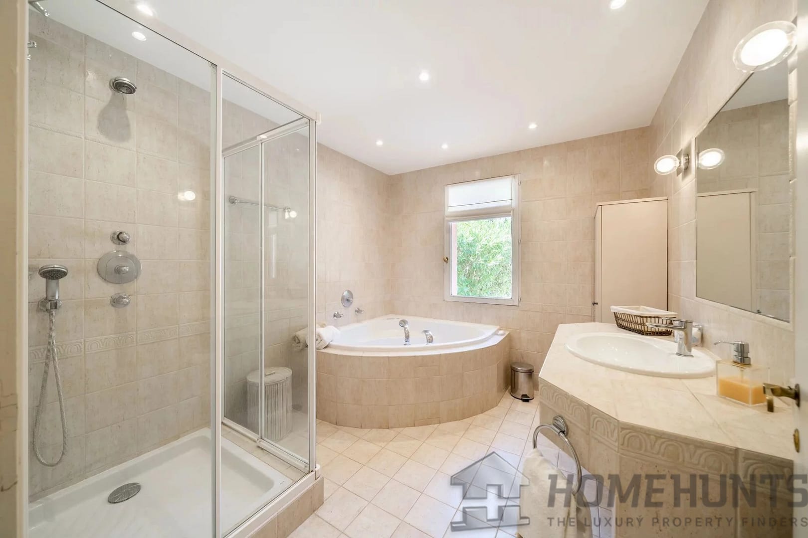 property_HH-15914348-19