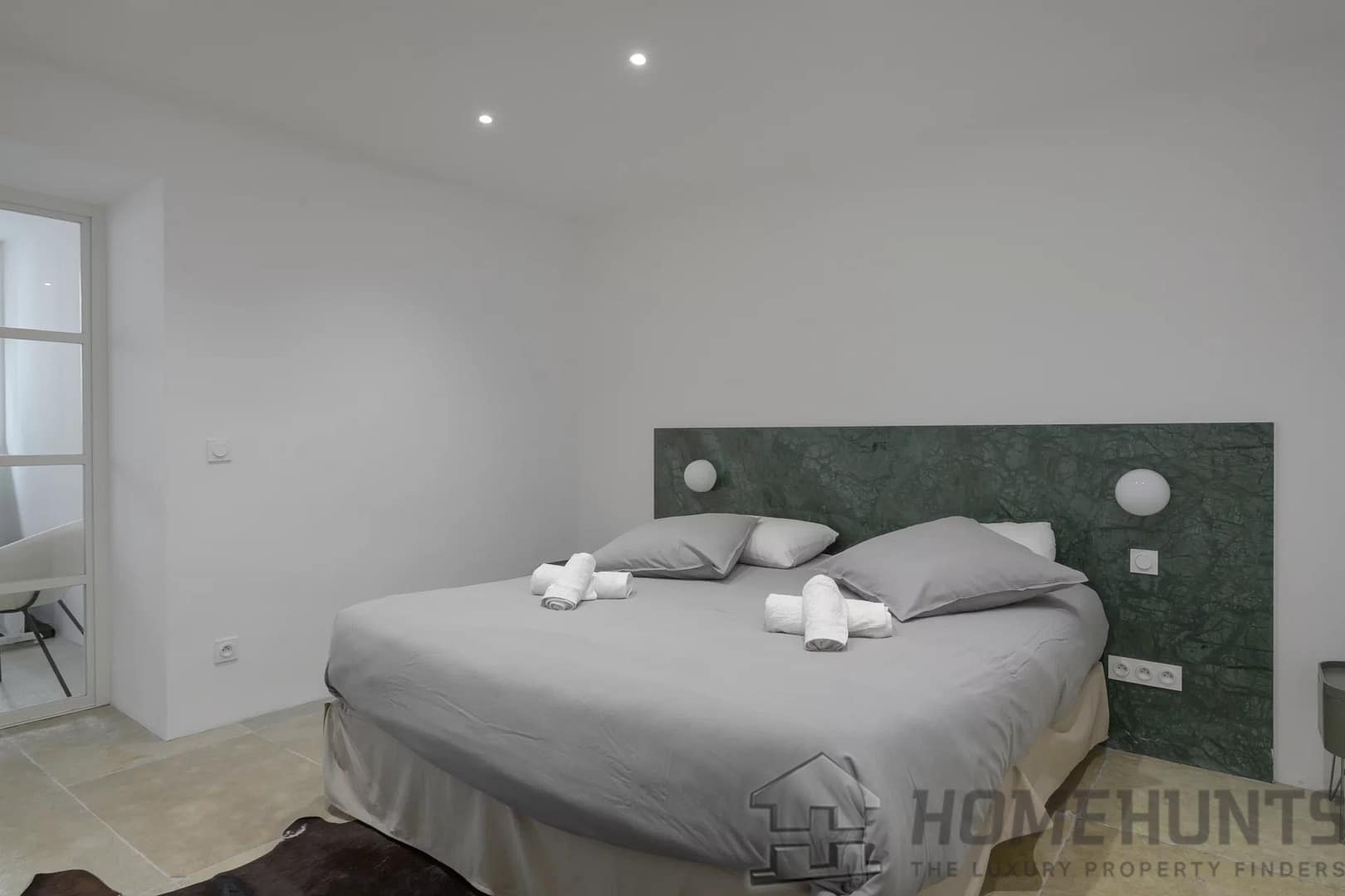 property_HH-15914941-14