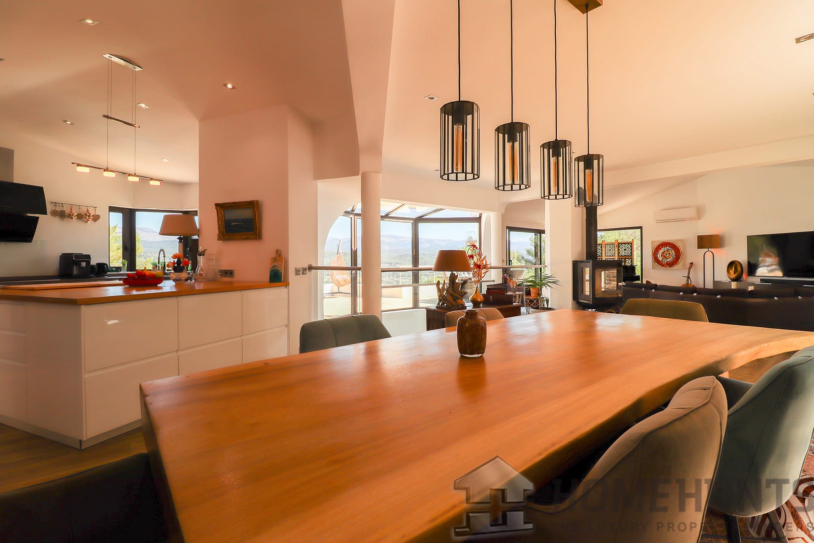 property_HH-15918845-10