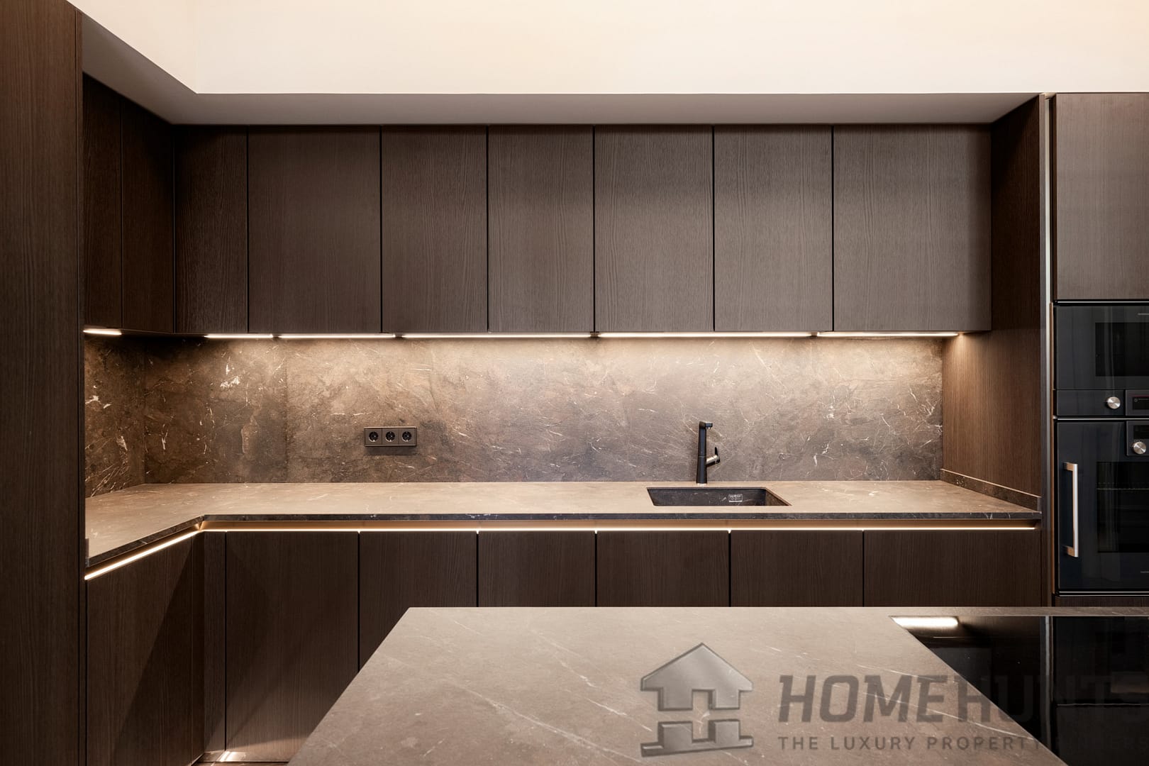 property_HH-15927100-18