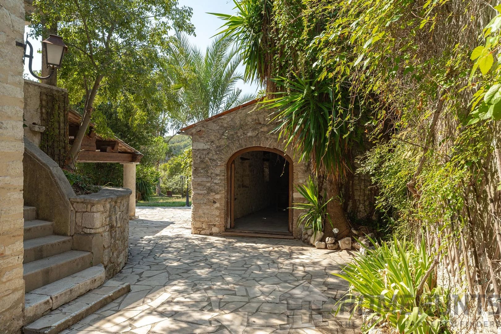 property_HH-15100120-10