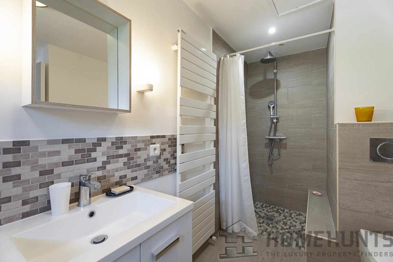 property_HH-15952126-11