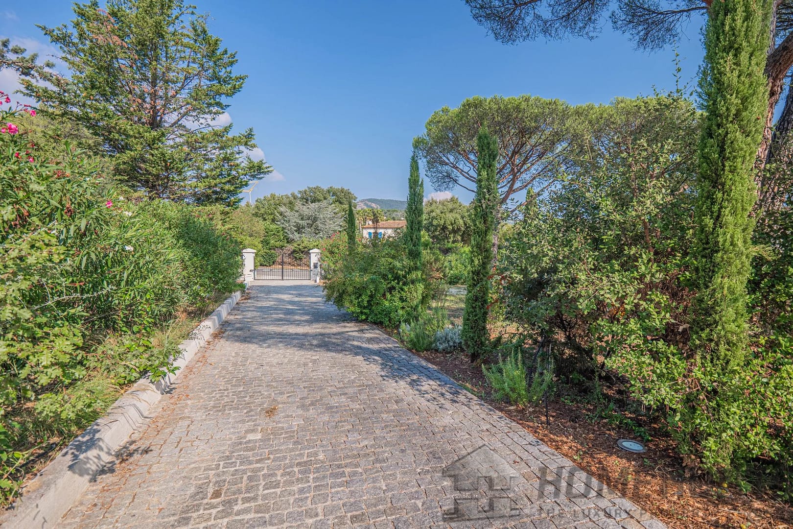 property_HH-15970570-13