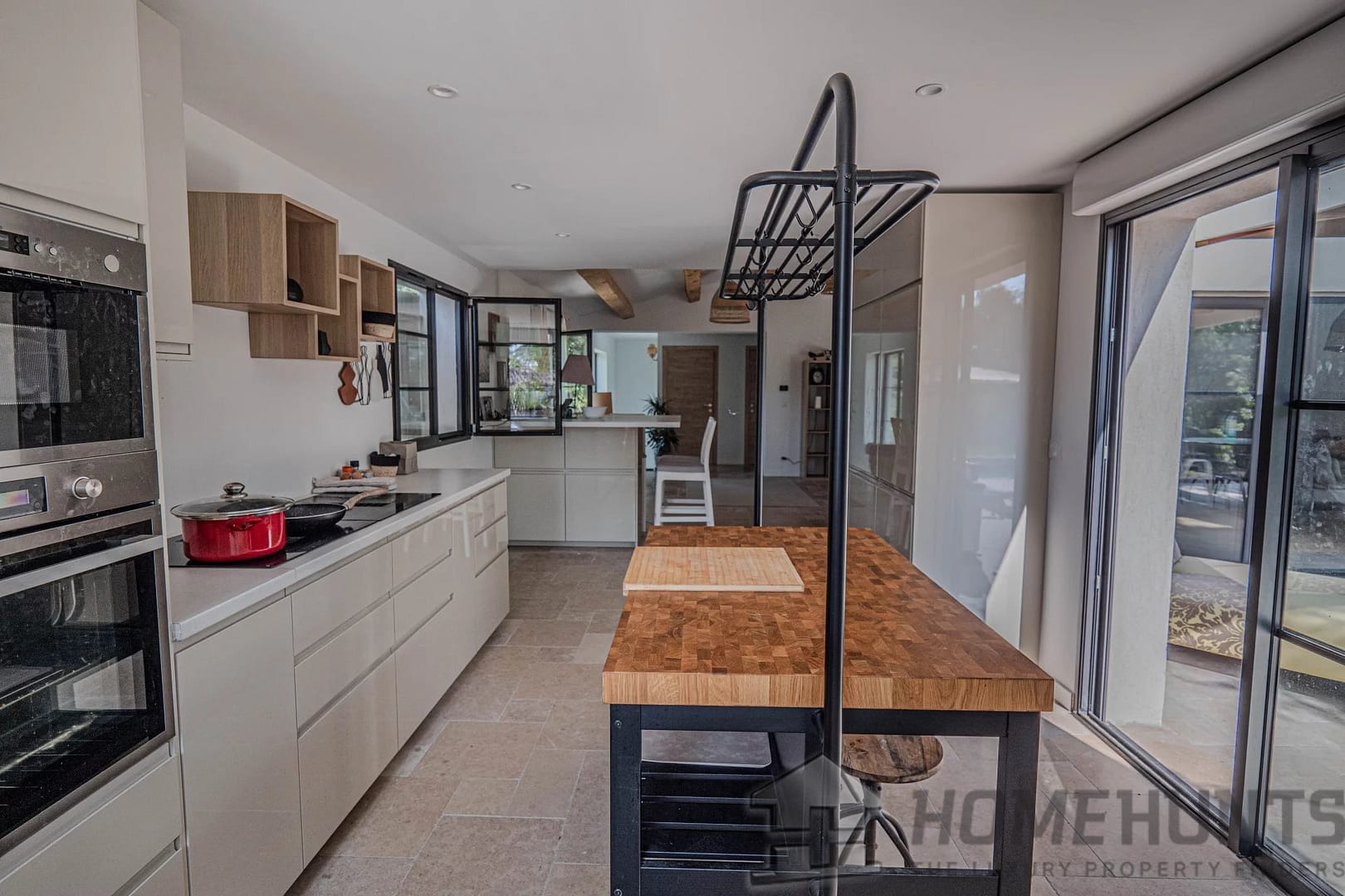 property_HH-15970570-5