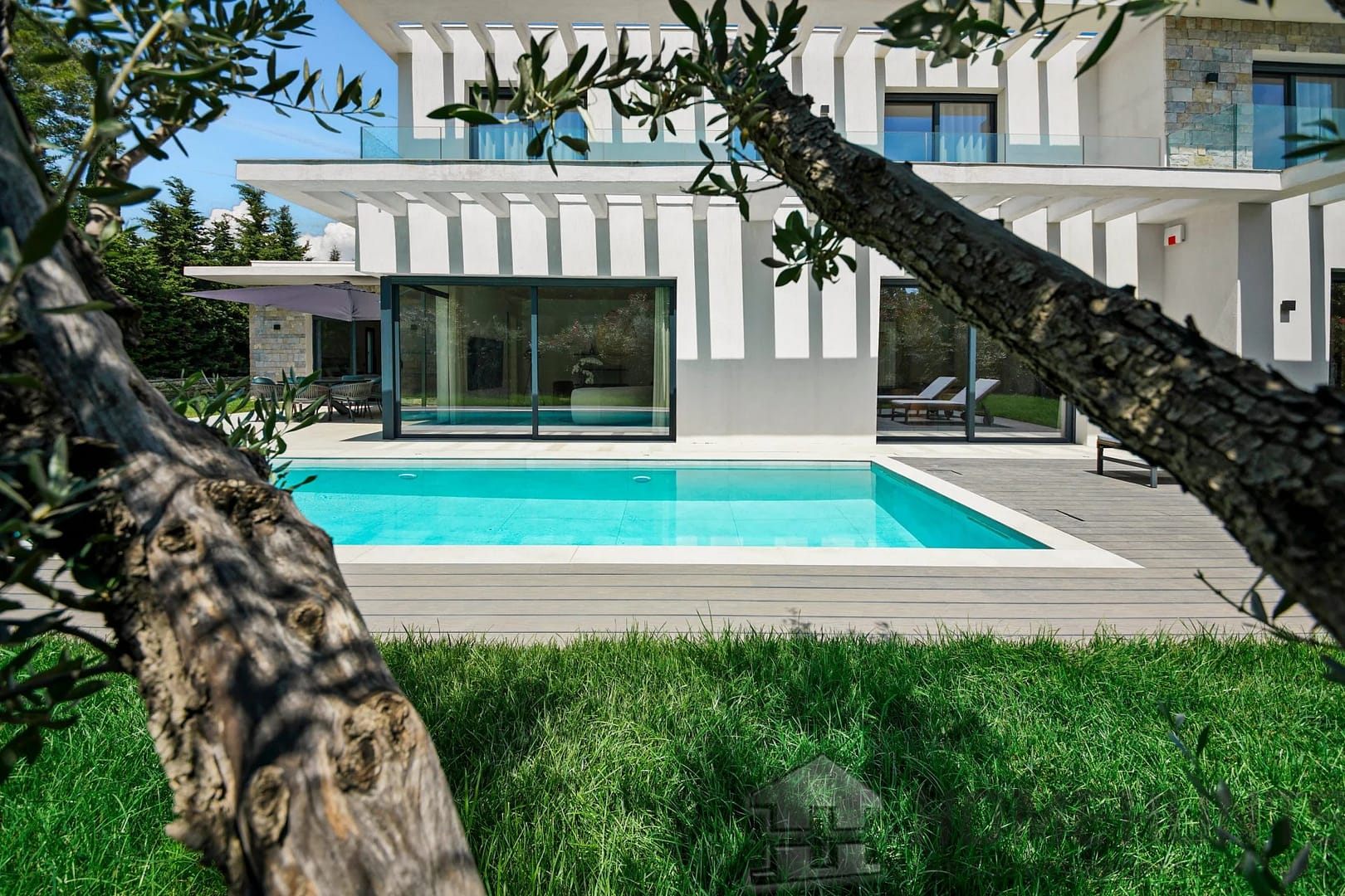 property_HH-15975104-3