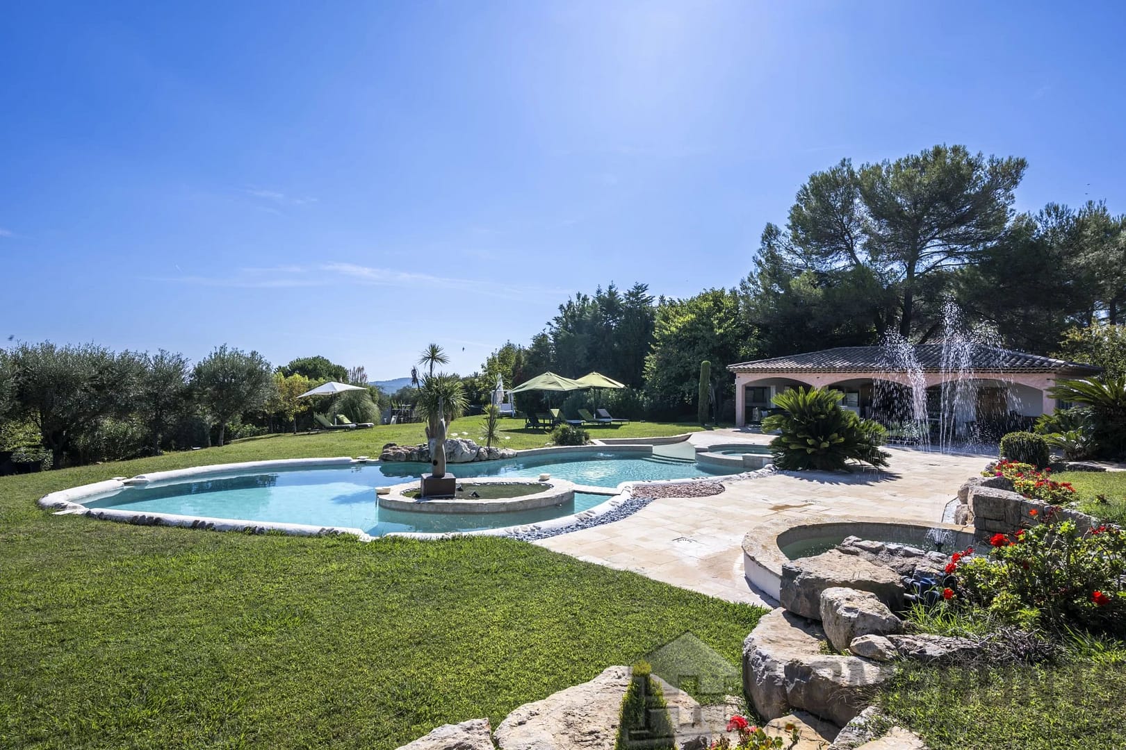 property_HH-15983355-29