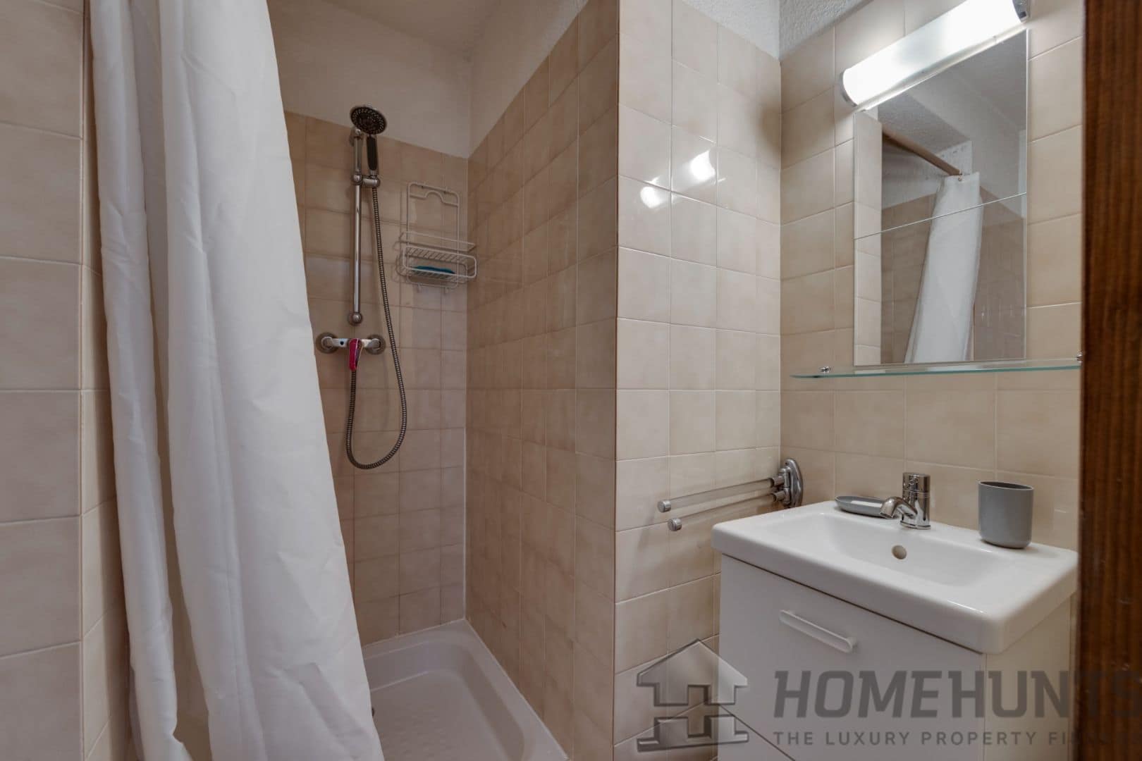 property_HH-15861851-11