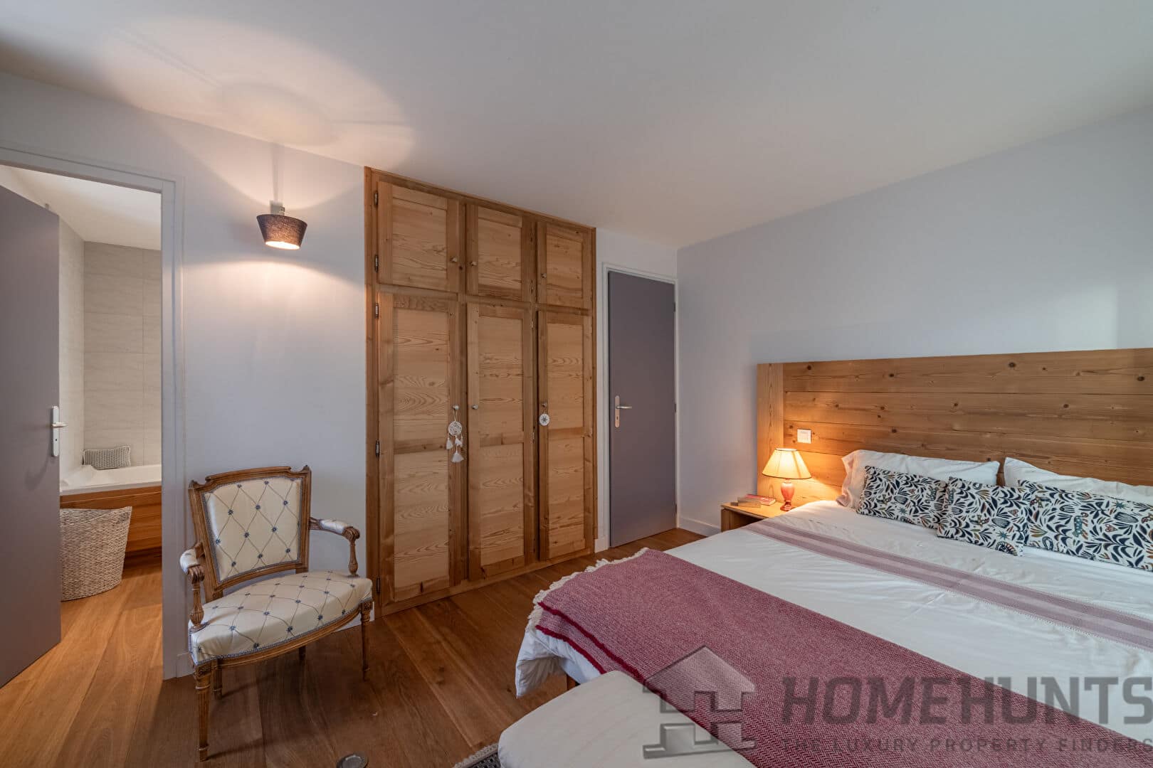 property_HH-16015356-10