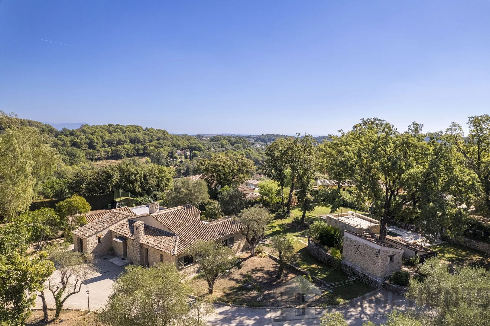 property_HH-15982376-30