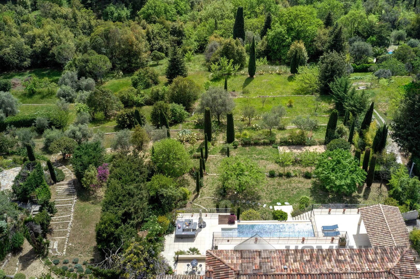 property_HH-15945345-17