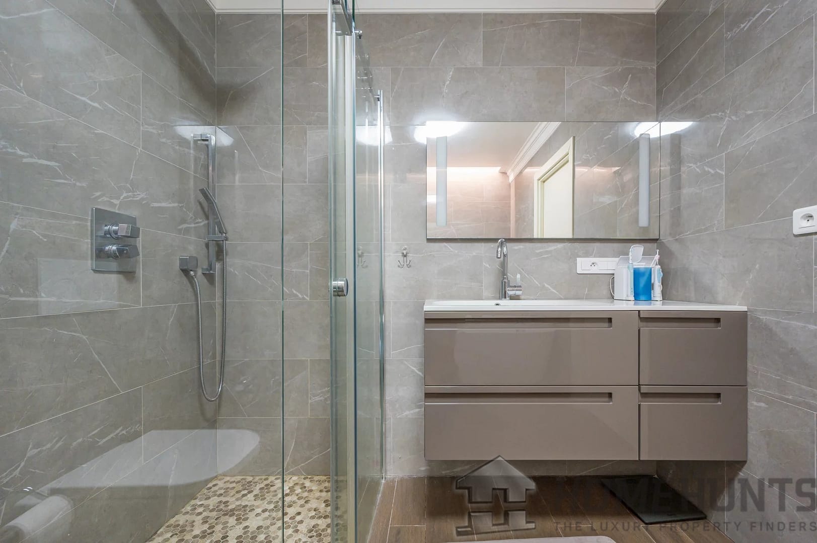 property_HH-15955109-18