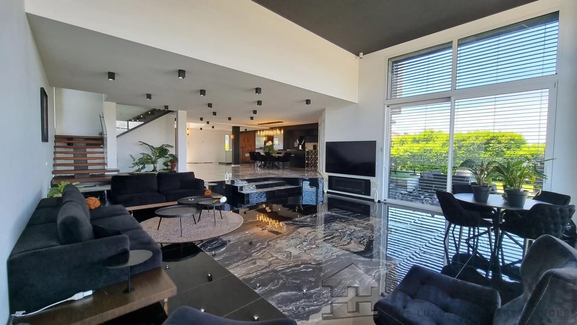 property_HH-15435386-2