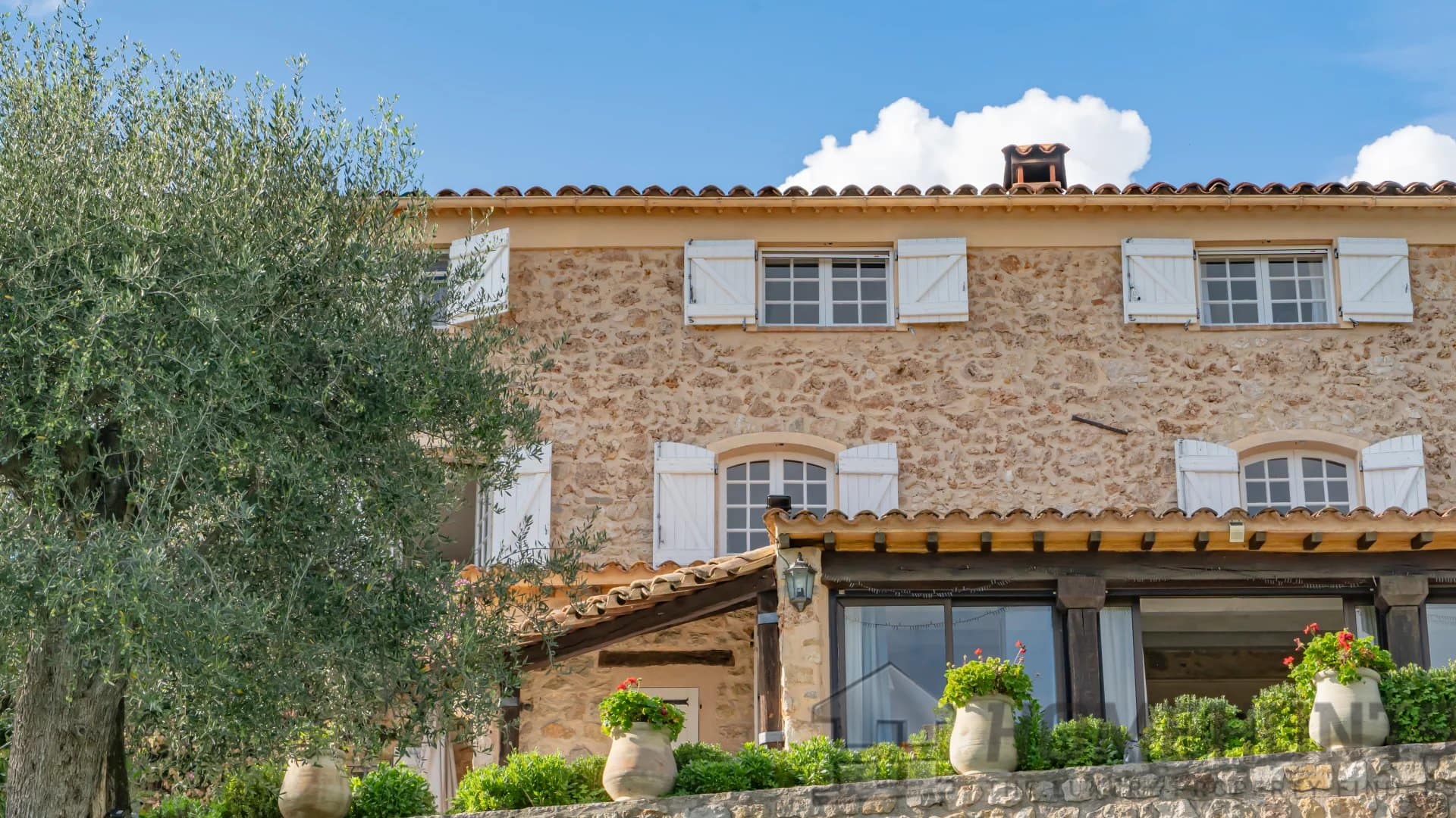 property_HH-15587375-8