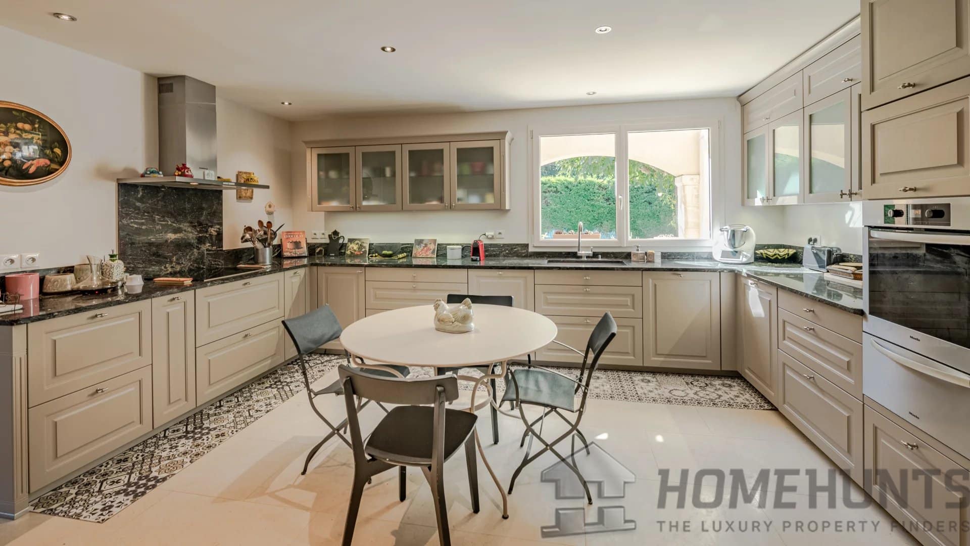 property_HH-14324610-12