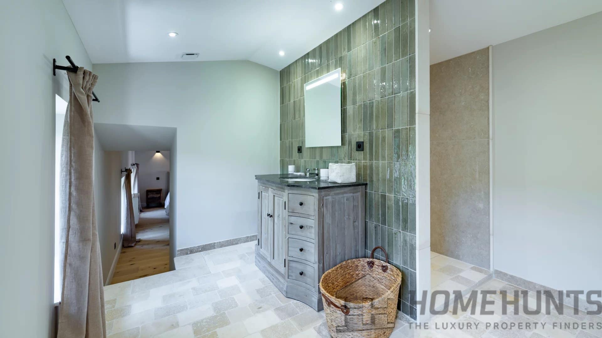 property_HH-15892810-26