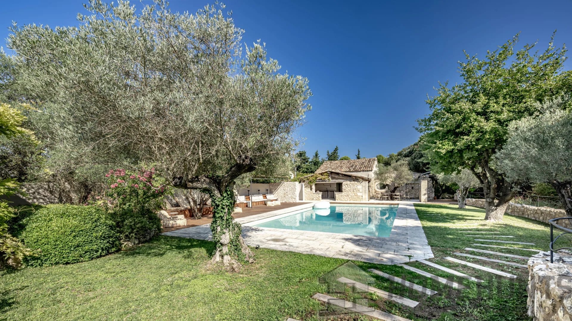 property_HH-15906826-4