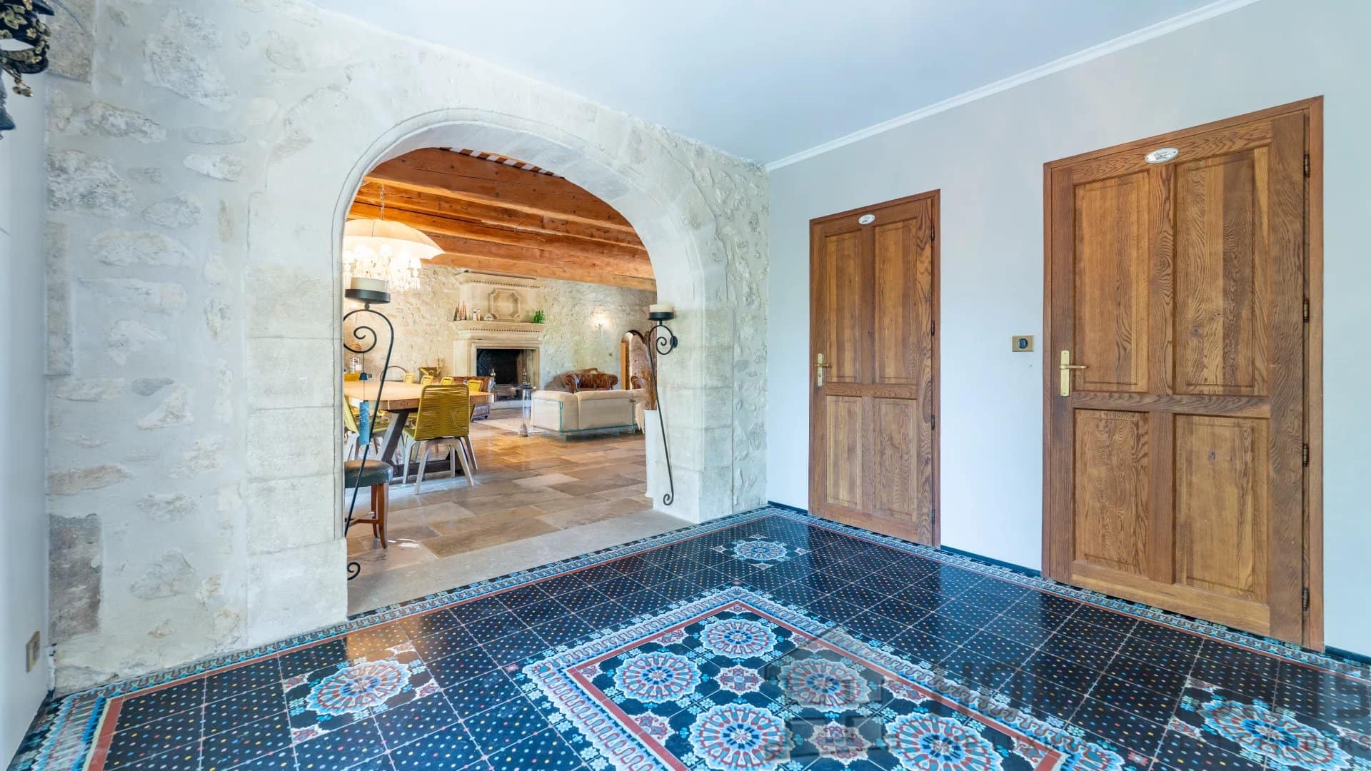 property_HH-15945408-12