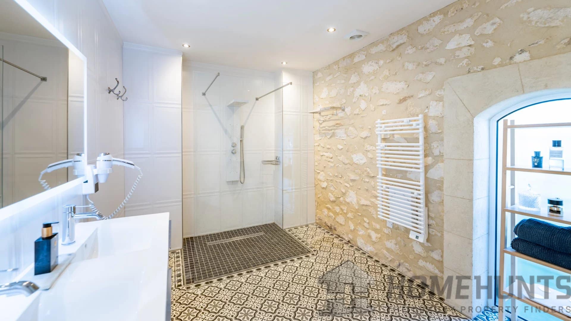 property_HH-15945408-19