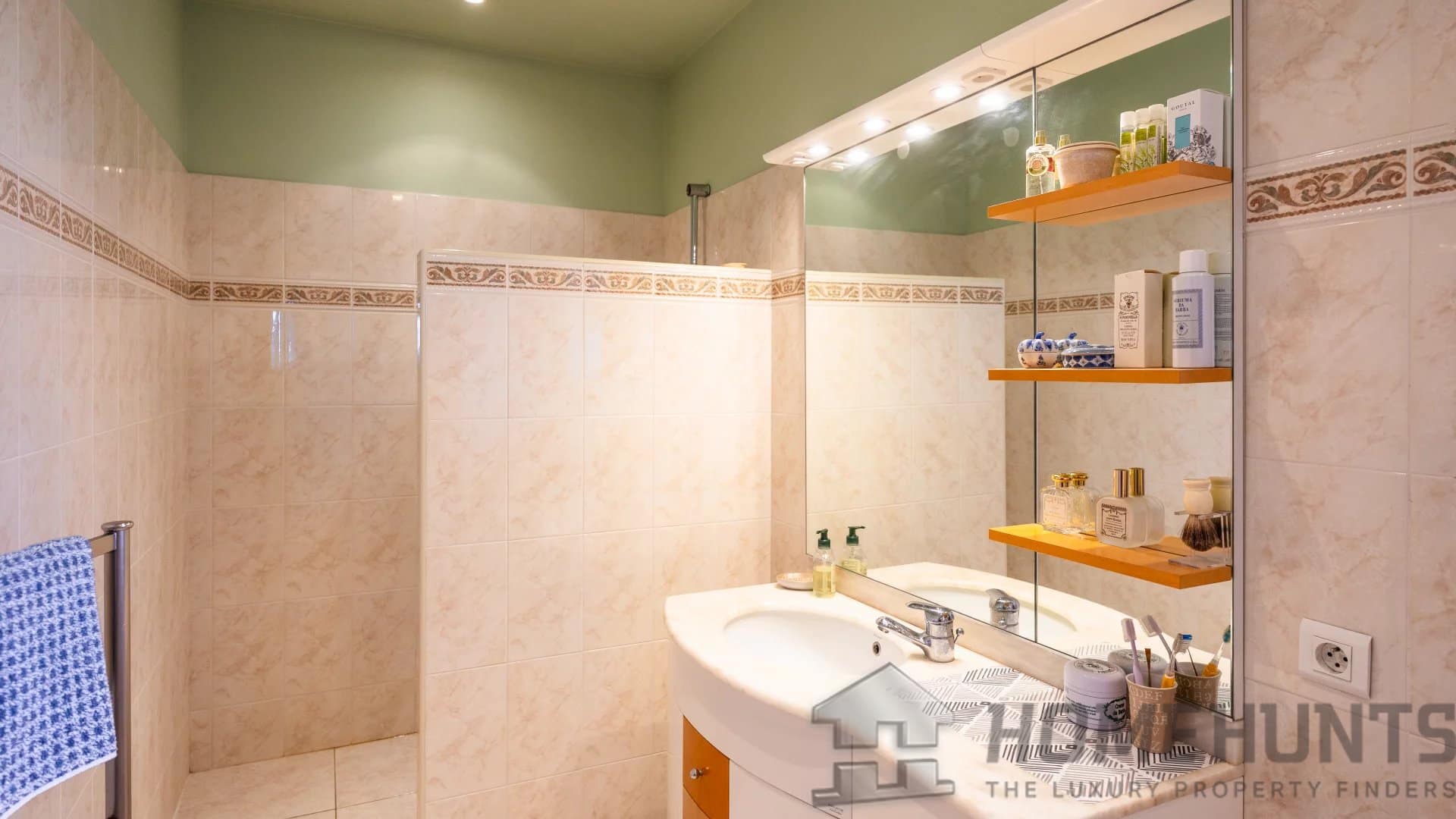 property_HH-15983279-16