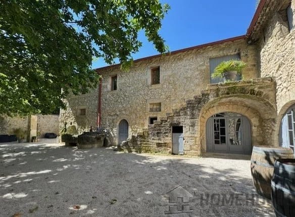 6 Bedroom Castle/Estates in Avignon 8