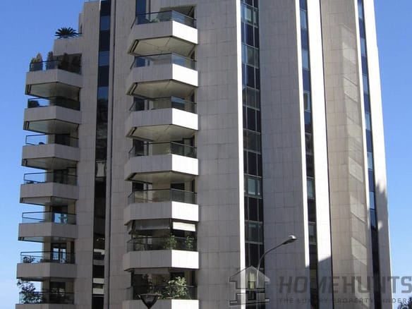 3 Bedroom Apartment in Monaco 28