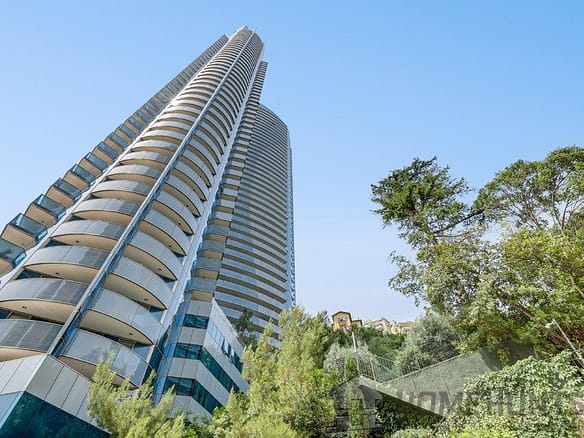 3 Bedroom Apartment in Monaco 24