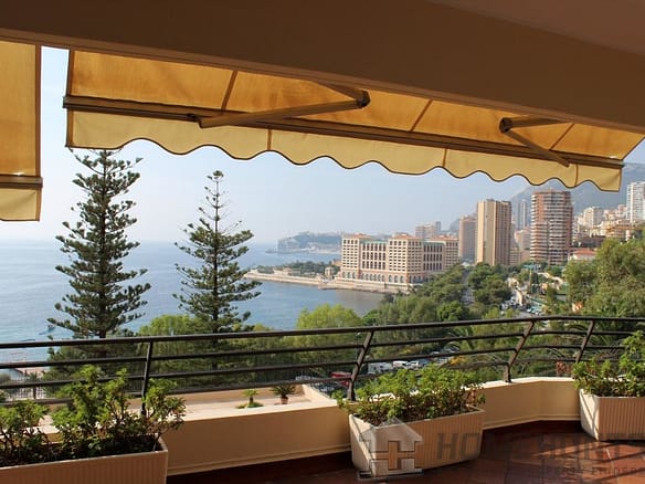 3 Bedroom Apartment in Roquebrune Cap Martin 26