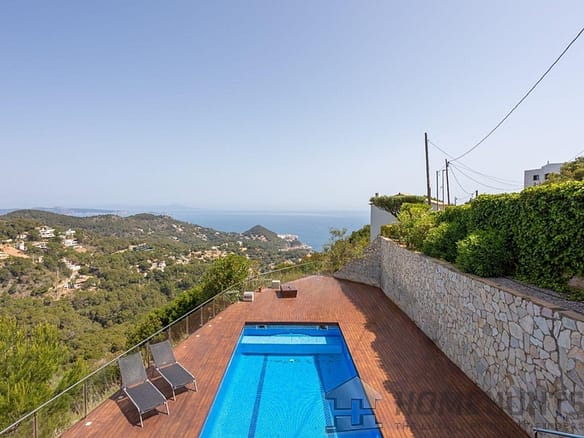 4 Bedroom Villa/House in Begur 18